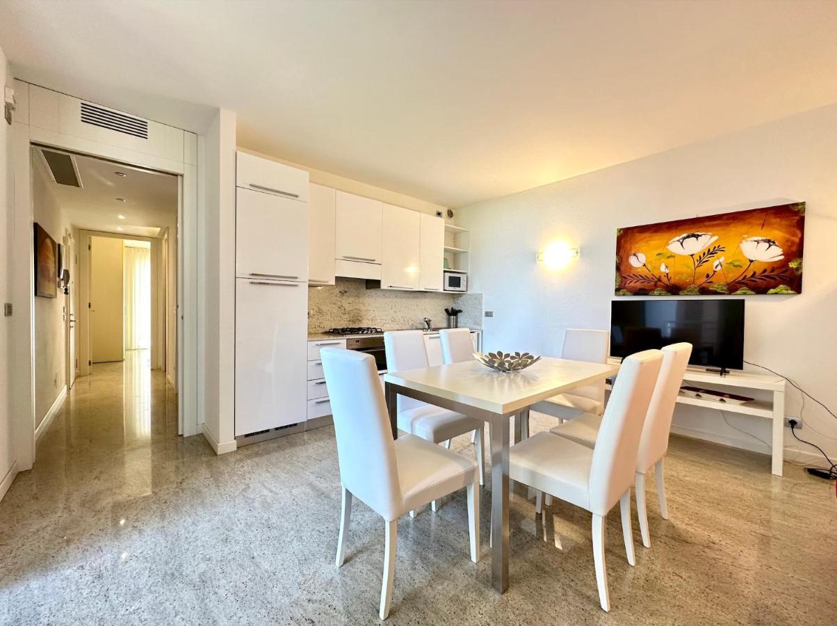 Frontemar Residenze Sul Mare - Carraro Immobiliare Jesolo - Family Apartments Eksteriør bilde